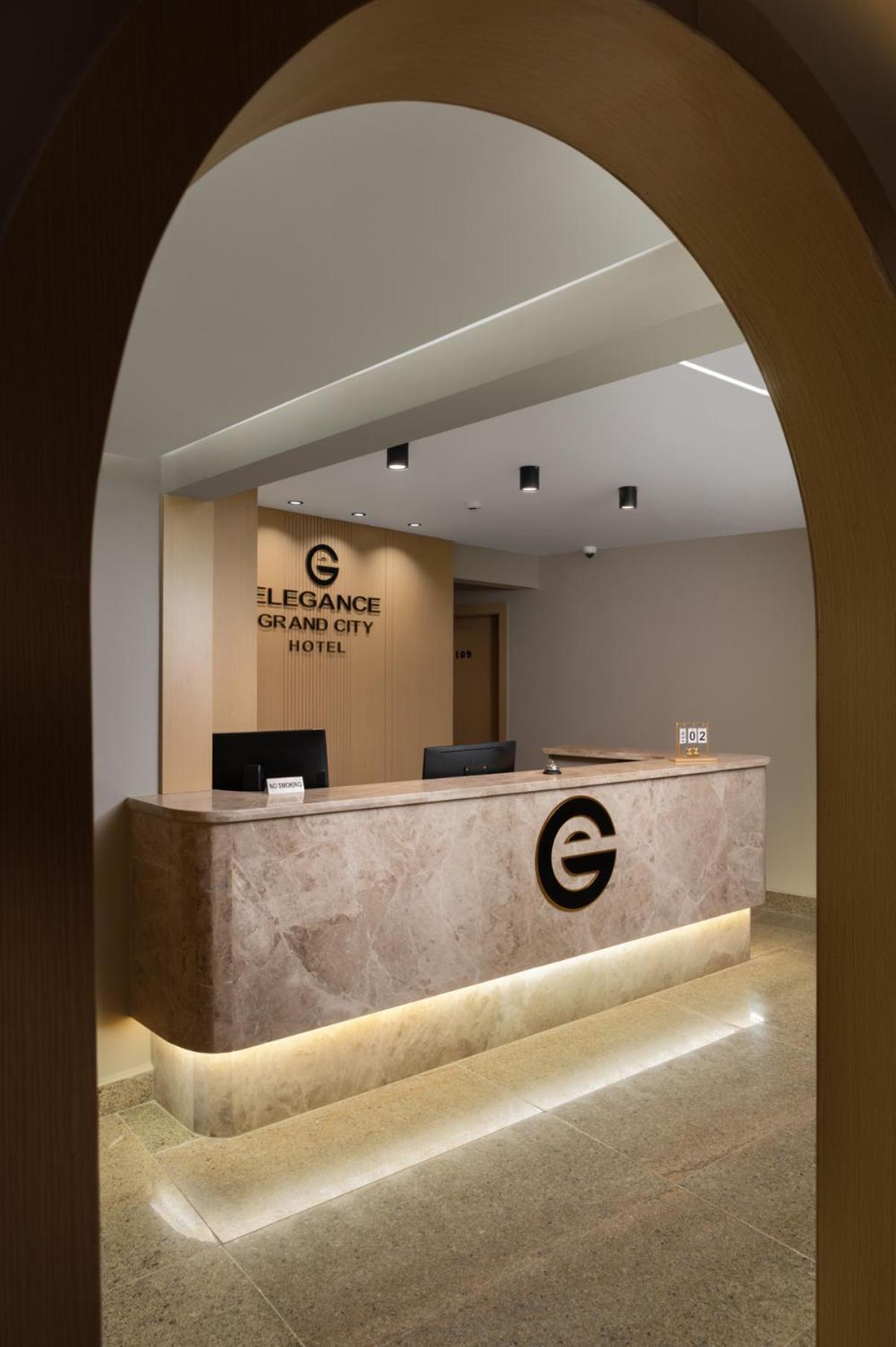Elegance Grand City Hotel Cairo Exterior photo